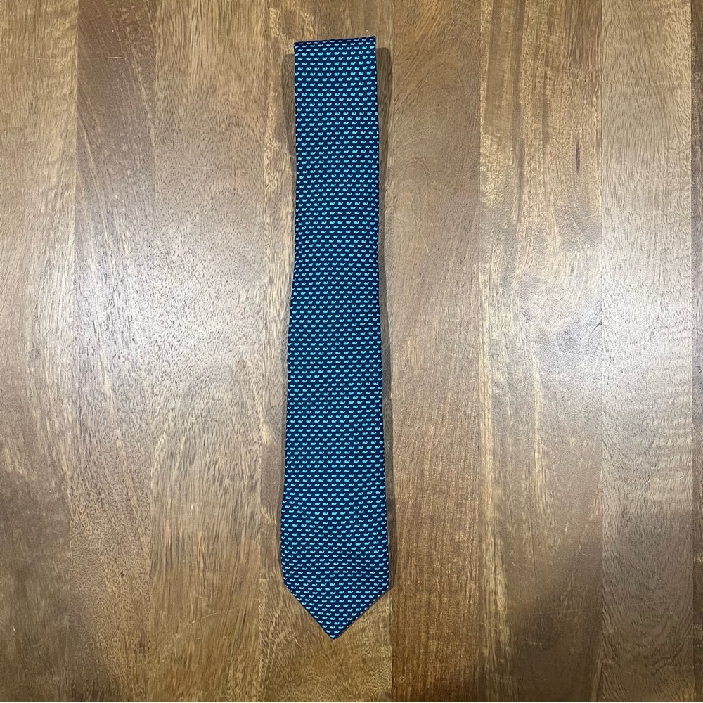 Vineyard Vines Dress Tie